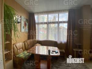 2-к квартира, вторичка, 67м2, 3/5 этаж