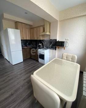 1-к квартира, вторичка, 42м2, 3/5 этаж
