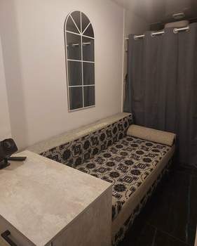 Студия квартира, вторичка, 7м2, 1/5 этаж