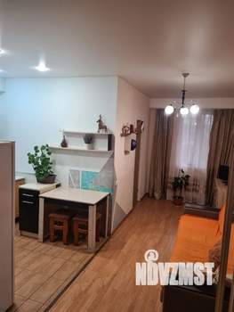 2-к квартира, вторичка, 35м2, 1/4 этаж