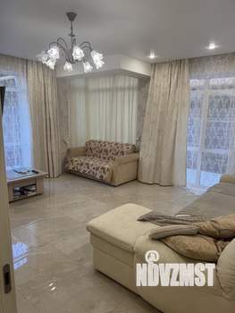 2-к квартира, вторичка, 110м2, 2/5 этаж