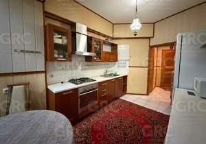 4-к квартира, вторичка, 106м2, 1/6 этаж