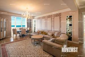 4-к квартира, вторичка, 165м2, 10/16 этаж