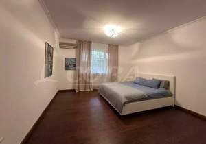 3-к квартира, вторичка, 125м2, 1/3 этаж