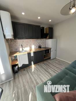 Студия квартира, вторичка, 64м2, 1/3 этаж