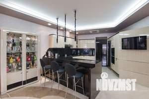 3-к квартира, вторичка, 120м2, 18/21 этаж