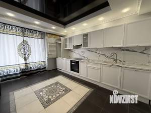 2-к квартира, вторичка, 57м2, 1/9 этаж