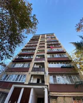 2-к квартира, вторичка, 63м2, 1/12 этаж