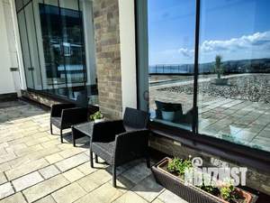 Студия квартира, вторичка, 70м2, 1/4 этаж