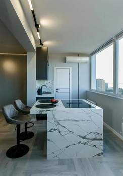 2-к квартира, вторичка, 70м2, 13/16 этаж