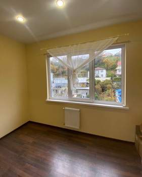 4-к квартира, вторичка, 130м2, 3/4 этаж