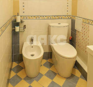 3-к квартира, вторичка, 82м2, 1/7 этаж