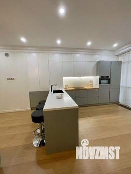 3-к квартира, вторичка, 95м2, 3/3 этаж