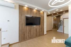 4-к квартира, вторичка, 180м2, 23/23 этаж