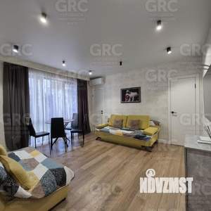 Студия квартира, вторичка, 48м2, 1/3 этаж