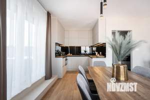 2-к квартира, вторичка, 58м2, 2/4 этаж