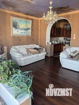 3-к квартира, вторичка, 180м2, 2/2 этаж