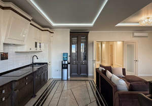 3-к квартира, вторичка, 150м2, 17/18 этаж