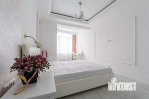 2-к квартира, вторичка, 90м2, 8/24 этаж