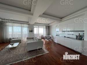 3-к квартира, вторичка, 124м2, 8/10 этаж