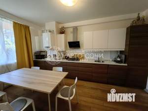 2-к квартира, вторичка, 69м2, 1/4 этаж