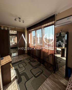 2-к квартира, вторичка, 64м2, 4/5 этаж
