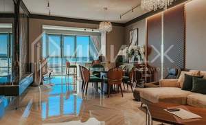 4-к квартира, вторичка, 180м2, 15/25 этаж