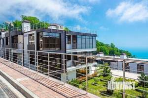 2-к квартира, вторичка, 70м2, 1/3 этаж