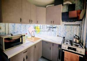 3-к квартира, вторичка, 42м2, 1/3 этаж