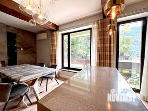 3-к квартира, вторичка, 95м2, 2/5 этаж