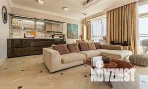 2-к квартира, вторичка, 80м2, 8/17 этаж