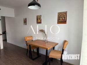 2-к квартира, вторичка, 68м2, 1/5 этаж