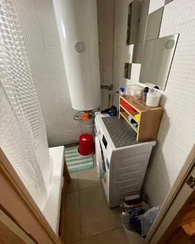 Студия квартира, вторичка, 16м2, 1/9 этаж