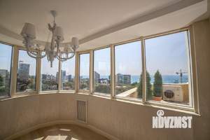 4-к квартира, вторичка, 200м2, 24/25 этаж