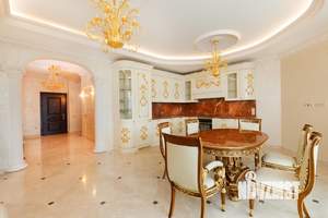 2-к квартира, вторичка, 120м2, 15/17 этаж