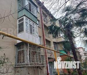 2-к квартира, вторичка, 45м2, 1/4 этаж