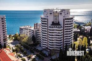 3-к квартира, вторичка, 130м2, 8/13 этаж