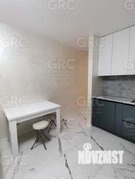2-к квартира, вторичка, 45м2, 3/18 этаж
