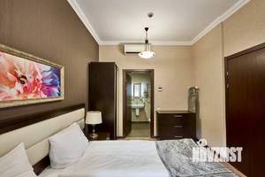 4-к квартира, вторичка, 105м2, 3/7 этаж