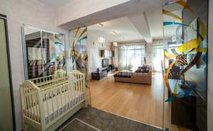 3-к квартира, вторичка, 230м2, 9/9 этаж