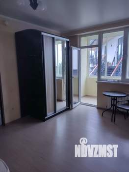 Студия квартира, вторичка, 40м2, 1/4 этаж