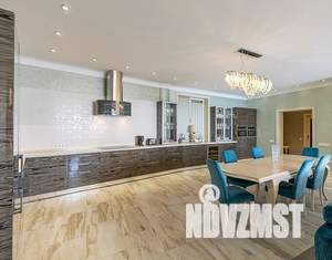 3-к квартира, вторичка, 93м2, 19/27 этаж