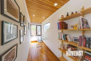 3-к квартира, вторичка, 200м2, 4/6 этаж