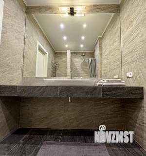 4-к квартира, вторичка, 143м2, 9/9 этаж