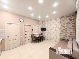 2-к квартира, вторичка, 35м2, 1/4 этаж