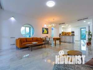 2-к квартира, вторичка, 75м2, 18/27 этаж