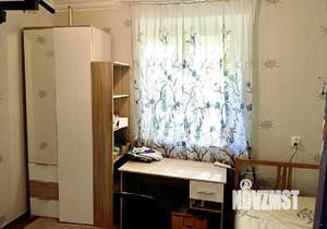 2-к квартира, вторичка, 44м2, 1/4 этаж