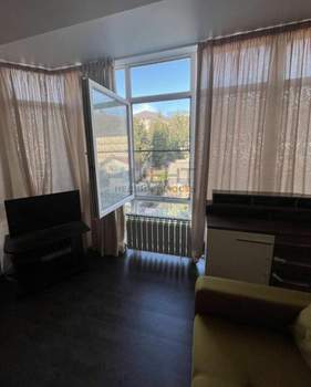 1-к квартира, вторичка, 42м2, 4/5 этаж