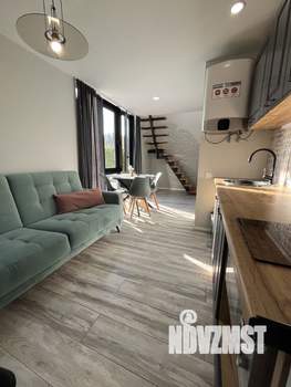 Студия квартира, вторичка, 64м2, 1/3 этаж