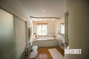 2-к квартира, вторичка, 70м2, 5/5 этаж